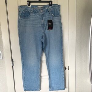 NWT Women’s Levi 70s High Slim Straight.  20W
